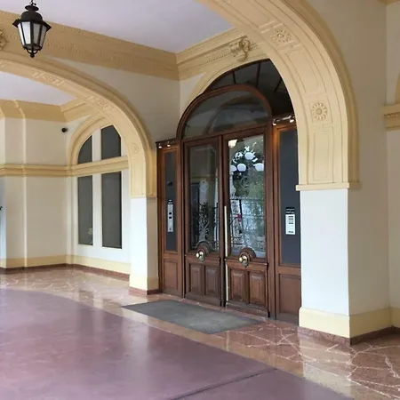 Belle Epoque Διαμέρισμα *